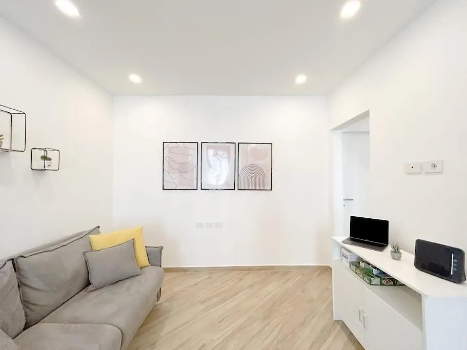 Lusso In Centro Storico - Wifi - Ac Apartment Savona